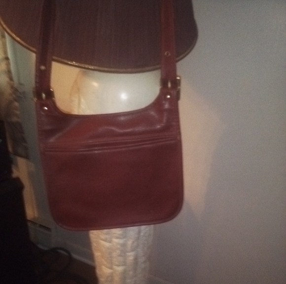 Purse - Picture 2 of 3